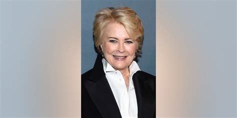 Murphy Brown Returning To Tv With Candice Bergen Reprising Her Role