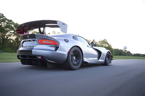 2016 Dodge Viper Acr Fast Racetrack Snake That Goes On The Street Tflcar
