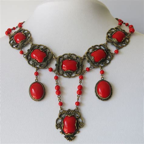 A Vintage Art Deco Czech Glass Necklace Czech Jewelry Art Deco