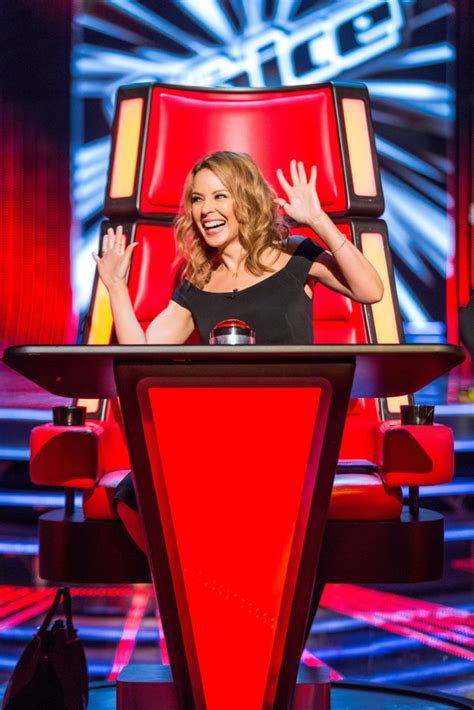 The Voice 2014 10 Photos Of Kylie Minogue Looking A Tad Over Excited