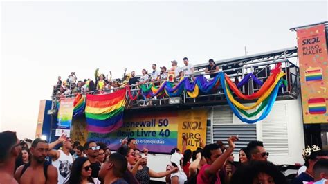 22ª parada do orgulho lgbts de brasília coloriu a capital com 115 mil pessoas brasília orgulho