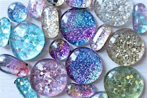 46 Gorgeous Glass Gems Craft Ideas Feltmagnet