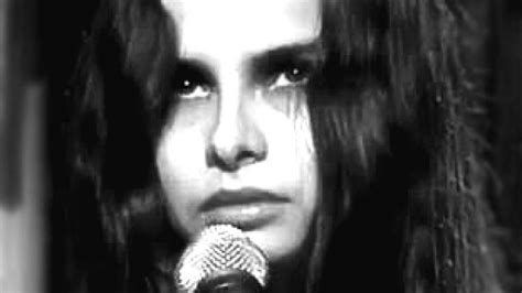 ¡mazzy Star Sorprende Con Nueva Canción — Rockandpop