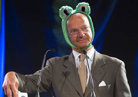 Historical records matching carl xvi gustaf, kung av sverige. Why is The Swedish King wearing such silly hats?