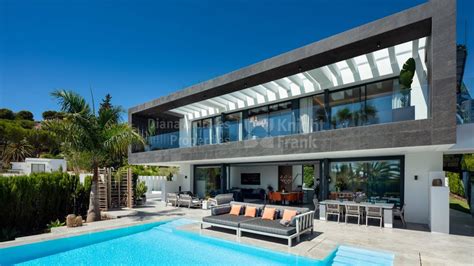 See Inside This Modern Villa In Las Brisas Nueva Andalucia Marbella