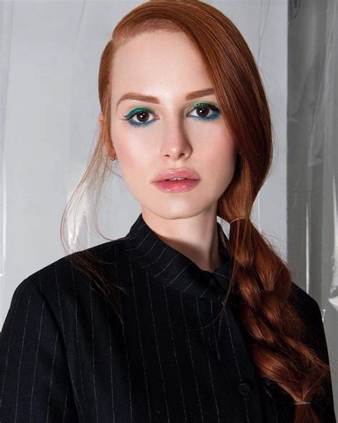 Pin By Delanie Ominayak On Madelaine Petsch In Madelaine Petsch Beauty Girl Sexy Hair