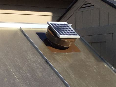 365 Cfm Brown Powder Coated 5 Watt Solar Powered Roof Mounted Exhaust