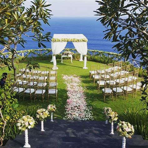 Choose the venue for your villa wedding package. Wedding Venues in Bali - Berry Amour Villas