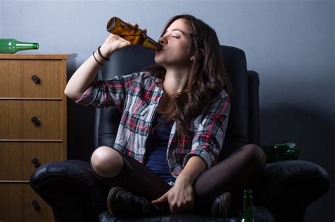 Factors That Influence Teenagers To Alcohol Abuse