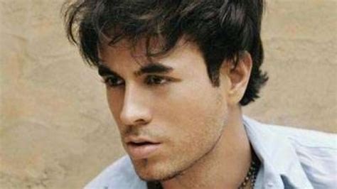 Enrique Iglesias Gets Ghastly Gifts By Fans