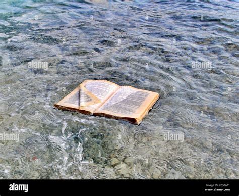 Floating Book Hi Res Stock Photography And Images Alamy