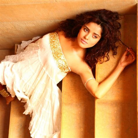 Gallery Of South Indian Actress Piaa Bajpai Cine Pictures