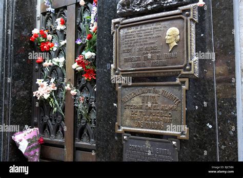 La Tumba De Evita Perón En El Cementerio De La Recoleta Capital Federal
