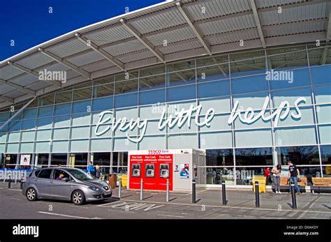 Tesco Extra Exterior Hi Res Stock Photography And Images Alamy