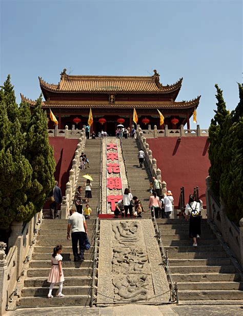 Dragon Pavilion Kaifeng Nika Bric