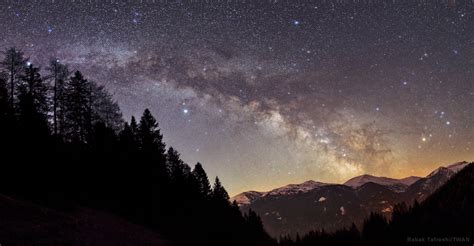 Starry Night Of Alps In A Starry Night Of Alps The Milky W Flickr