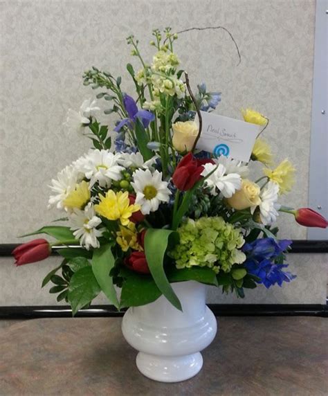 Voted best louisville florist in operation since 1850. With Sympathy in Fort Knox, KY | Petals and Blooms Fort ...