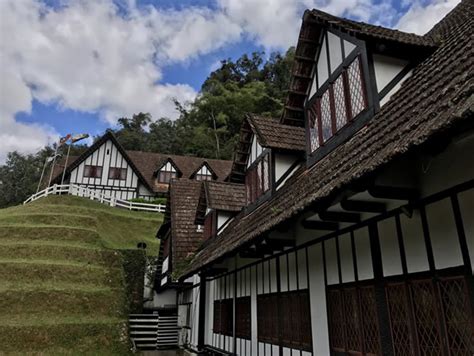 Sandwiched between brinchang and tanah rata, this homestay in cameron highlands will provide a spacious stay during your time in this famous highland retreat. Cameron Homestay - Cameron Highlands Online