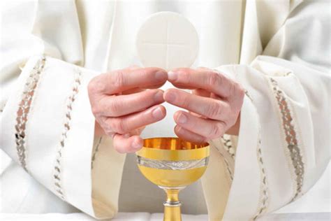 Establishing Communion In Our Introductory Rites At Mass Angelus News