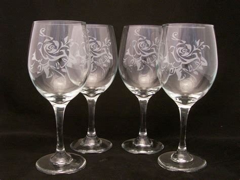 4 Rose Etched Wine Glasses 36 99 Via Etsy With Images Etched Wine Glasses Glass Etching