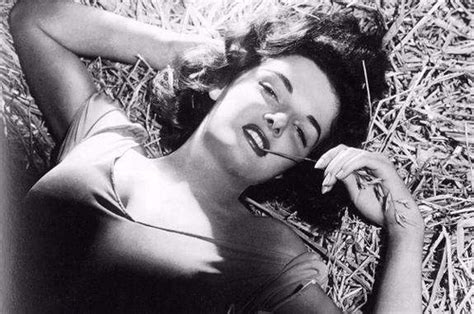 Morreu A Actriz Jane Russell Whisper Magazine