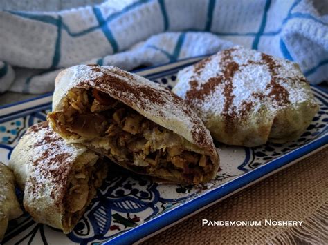 Some.serve the traditional large round haggis puddings though these tend to be too large for most appetites and some find them too spicy. Pastilla - Sweet Moroccan Chicken Pie