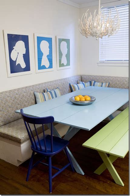 While we love the traditional look of a kitchen island with counter stools as much. freshhomeandgarden: Built-in Designer Breakfast {or ...