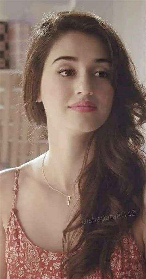 Beautiful Disha Patani ️ ️ Cute Beautiful Indian Actress Disha