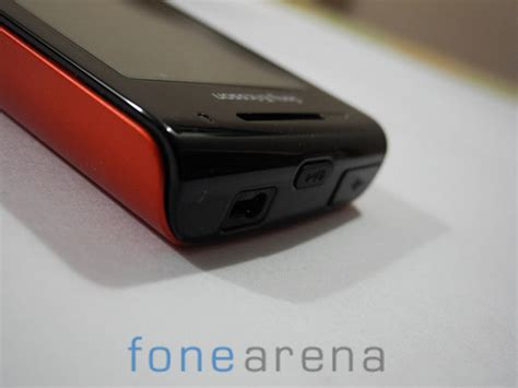 Sony Ericsson W8 Walkman Review