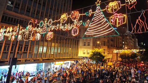 Cape Town Sparkles For Festive Season