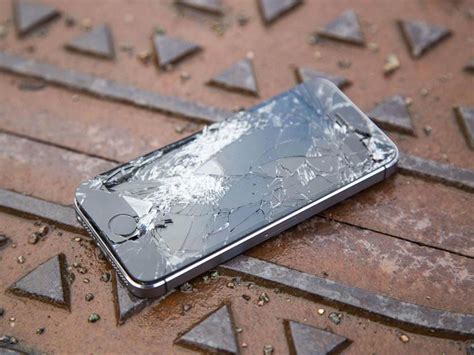 Broken Smartphone Screen Here Is How To Fix It News Lifestyle