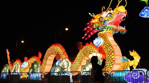 8 Festive Chinese New Year Traditions Mental Floss