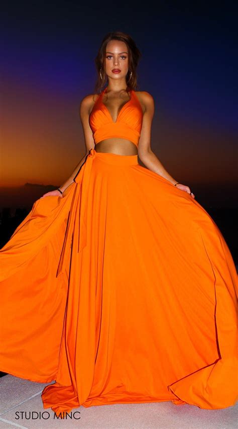 Pin By Doriana Rivera On Outfits Orange Prom Dresses Orange Dress Orange Formal Dresses