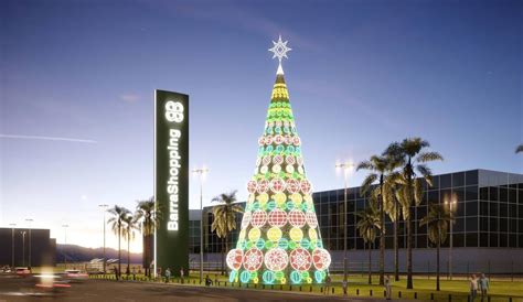Barra Shopping terá a maior Árvore de Natal do Rio com metros de altura O cão que fuma