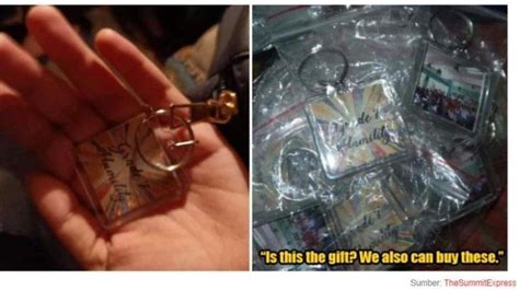 Dengan adanya guru yang profesional, paparnya. VIRAL Curhat Seorang Guru yang Beri Hadiah Natal untuk ...