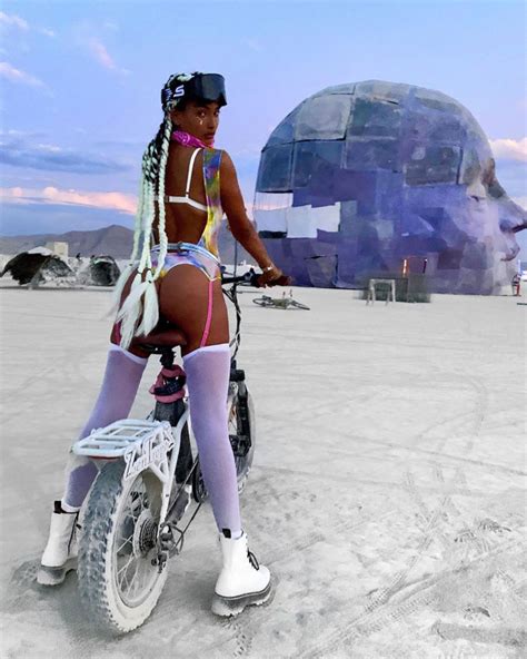 Burning Man Festivalinde Orgy Dome Da Aslında Neler Yaşanıyor Dünya Haberleri Tv100