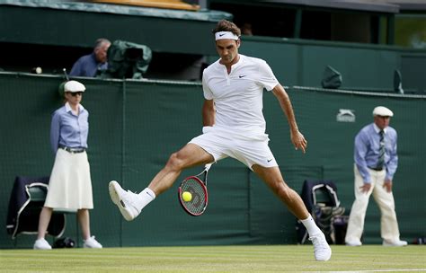 Wimbledon 2015 Roger Federer Ejecutó Globito Con La Raqueta Entre Las Piernas Video