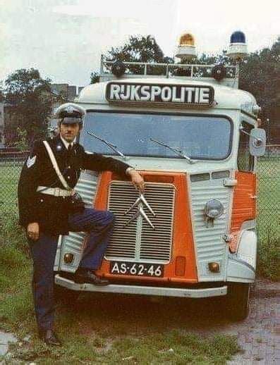 dutch police officer in the sixtees 9gag