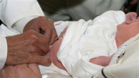 NYC Requires Consent Form For Controversial Ultra Orthodox Circumcision Rite CBS News