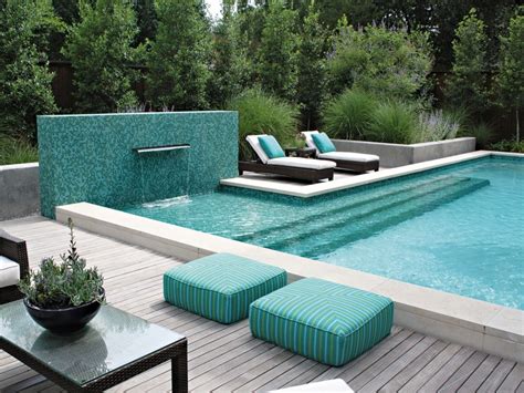 Spectacular Designs For Contemporary Pool In Your House