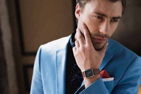 8 Reasons Why Every Man Needs To Wear A Wristwatch The Fashionisto