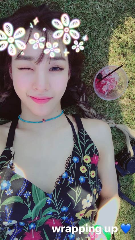 Snsd Tiffany Sends Her Greetings From California Wonderful Generation