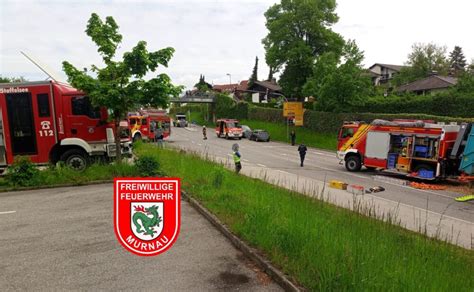 Verkehrsunfall Person Eingeklemmt Freiwillige Feuerwehr Murnau