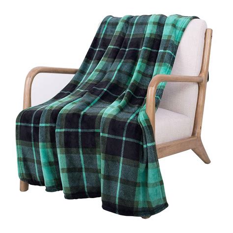 Nice Soft Plush Plaid Fleece Green Blanket 50x60 Cozy Throw Blanket