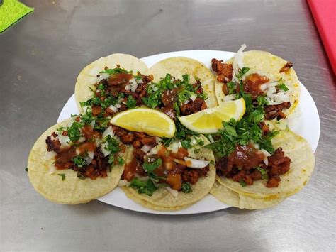 Jose's mexican food tacos everyday. Uriberto's Mexican Food - Restaurant | 507 S Mt Vernon Ave ...