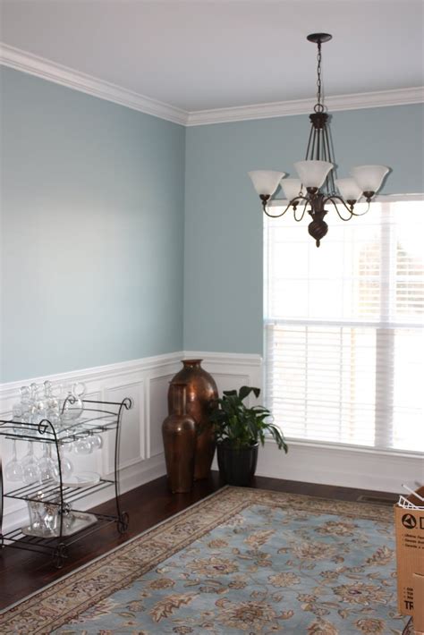 Two Tone Wall Paint Ideas