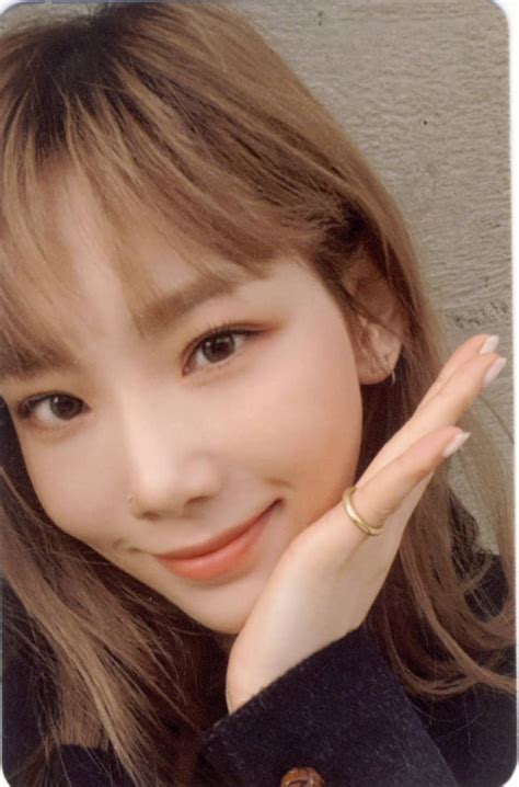 Kpop Scans Taeyeon Snsd Second Solo Album Repackage Purpose Beige Verson Postcard Set And