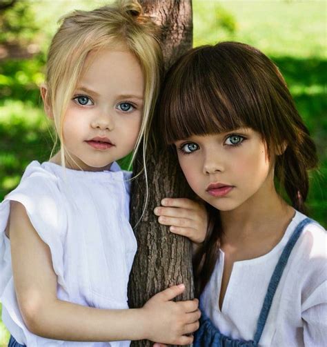 Pin by Elisabeth Threet on Niños modelos | Beautiful little girls ...