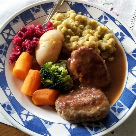 Traditional Norwegian Dinner Meat Cakes Broccoli Mashed Peas Stew