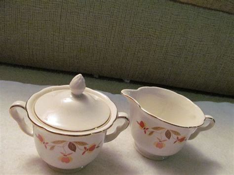 Halls Jewel Tea Autumn Leaf Creamer And Sugar By Fredsdiscoveries